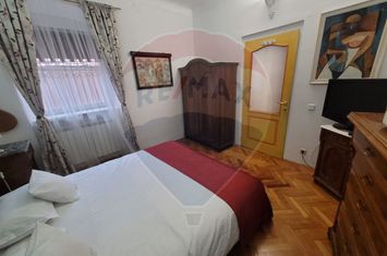 Apartament cu 3 camere de vanzare pe Str.Tribunei anunturi imobiliare Sibiu