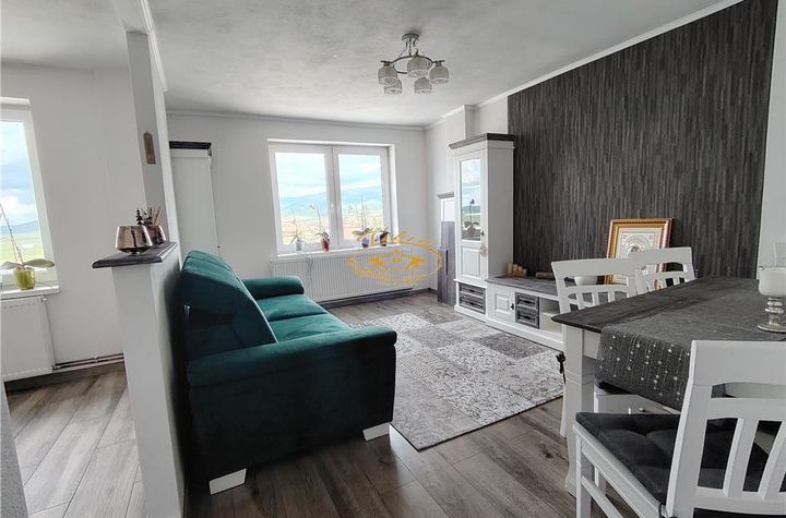 Apartament 3 camere de vanzare GHEORGHENI - Harghita anunturi imobiliare Harghita