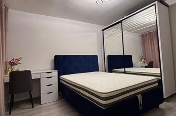 Apartament cu 3 camere, recent renovat, etaj 4/10 zona BIG, Mănăștur anunturi imobiliare Cluj