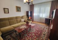 400 €, Apartament 3 camere