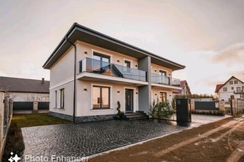 Vilă - 4 camere de vanzare RADAUTI - Suceava anunturi imobiliare Suceava