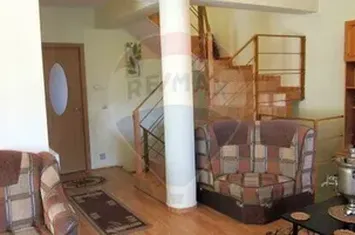 Vila cu 13 camere de vanzare anunturi imobiliare Valcea