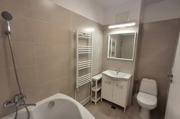 Apartament 3 camere de vanzare CENTRAL - Timis anunturi imobiliare Timis