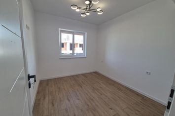 Apartament 3 camere de vanzare SIBIU - Sibiu anunturi imobiliare Sibiu