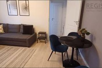 Apartament 2 camere de vanzare FLORILOR - Brasov anunturi imobiliare Brasov