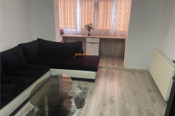 Apartament 4 camere de vanzare NORD - Vrancea anunturi imobiliare Vrancea