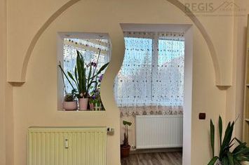 Apartament 3 camere de vanzare TRACTORUL - Brasov anunturi imobiliare Brasov