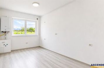 Apartament 2 camere de vanzare EXTERIOR EST - Brasov anunturi imobiliare Brasov