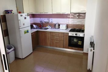 Apartament 2 camere de inchiriat TRACTORUL - Brasov anunturi imobiliare Brasov