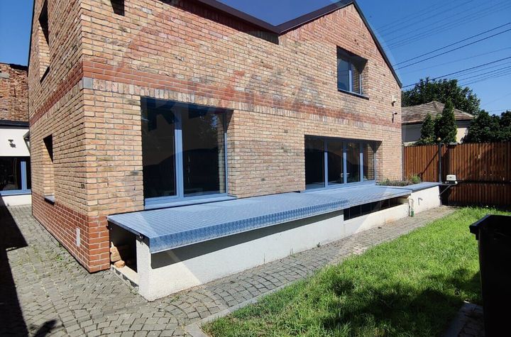 Spatiu de birouri/sediu firma, de inchiriat anunturi imobiliare Cluj