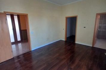 Apartament 5 camere de vanzare GEORGE ENESCU - Dolj anunturi imobiliare Dolj