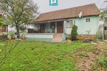 Casă 2 camere la DN7 în Odvoş anunturi imobiliare Arad