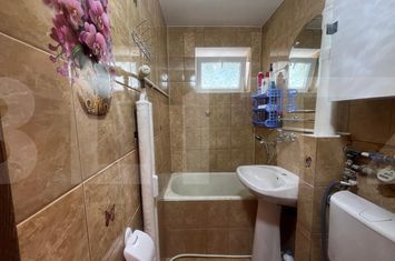 Apartament 2 camere de vanzare BOTOSANI - Botosani anunturi imobiliare Botosani