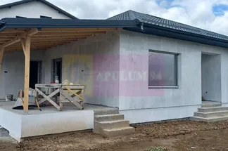 Casă 3 cam de vânzare Giurgiu - Sabareni