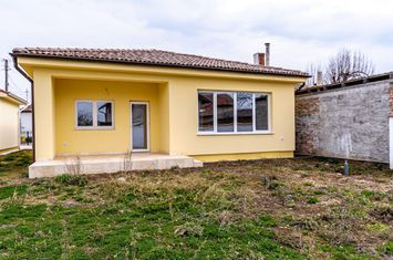 Casă - 4 camere de vanzare ARADUL NOU - Arad anunturi imobiliare Arad