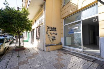 Spațiu comercial 74 mp în centrul Drama anunturi imobiliare Grecia