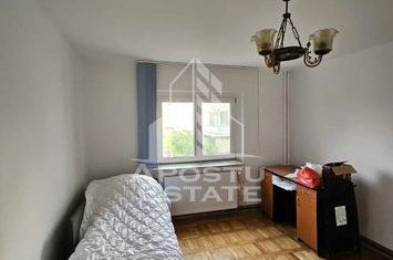 Apartament cu 2 camere, decomandat, etajul 1, centrala proprie, anunturi imobiliare Timis