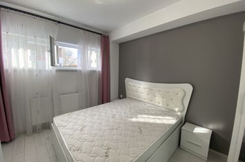 Apartament 3 camere de inchiriat PIATA CLUJ - Sibiu anunturi imobiliare Sibiu