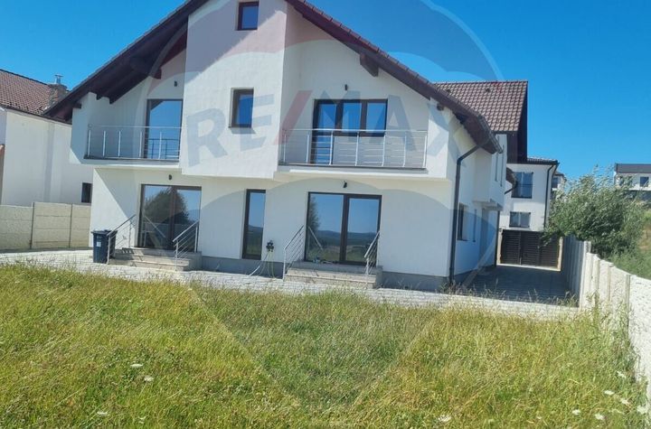 Casă / Vilă cu 5 camere de închiriat nemobilat anunturi imobiliare Sibiu