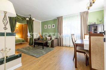 Casa mobilata 5 camere cu acces auto anunturi imobiliare Brasov
