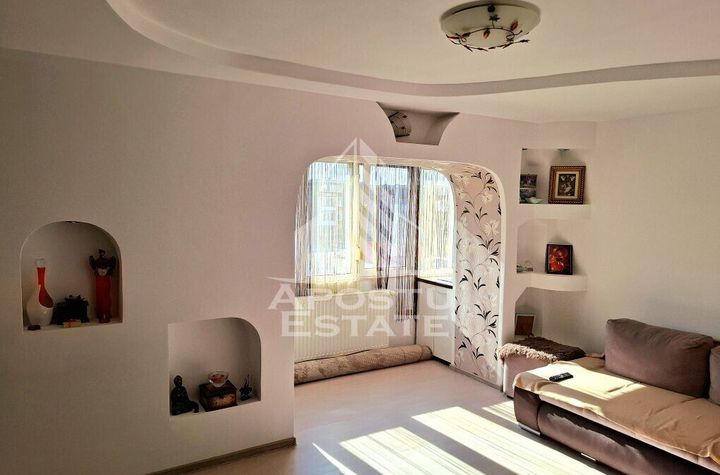 Apartament 3 camere Alfa anunturi imobiliare Arad