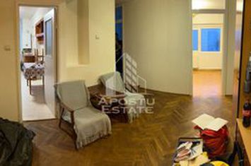 Apartament 3 camere, decomandat, centrala proprie, Zona Dacia. anunturi imobiliare Timis