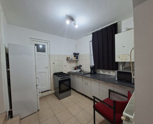 Apartament 2 camere Piata Cluj, 46 mp