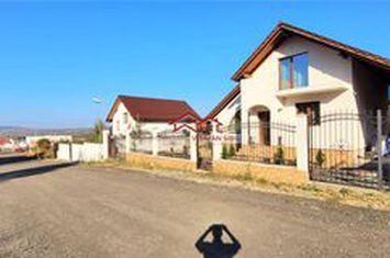 Casă - 4 camere de vanzare SELIMBAR - Sibiu anunturi imobiliare Sibiu