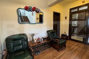Vilă - 4 camere de vanzare CRAIOVA - Dolj anunturi imobiliare Dolj