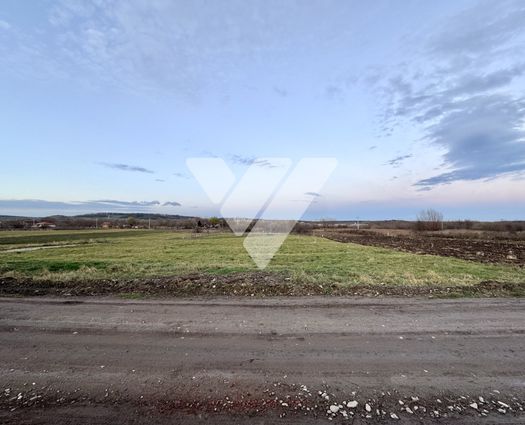 Teren Cristian, 502 mp