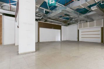 Spațiu comercial 250-800mp Centrul Comercial Agora anunturi imobiliare Arad
