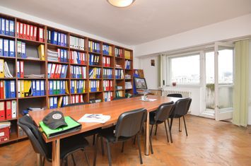 Apartament 2 camere de vanzare UNIRII - Bucuresti anunturi imobiliare Bucuresti