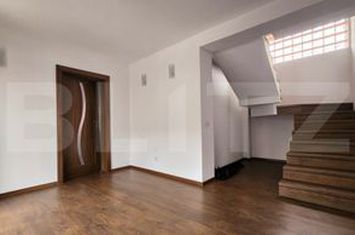 Vilă - 2 camere de vanzare TARGU MURES - Mures anunturi imobiliare Mures