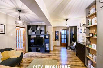 Apartament 3 camere de inchiriat CENTRAL - Cluj anunturi imobiliare Cluj