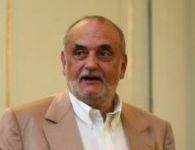 Patriciu: Din aprilie, metrul patrat va fi egal cu doua salarii medii lunare