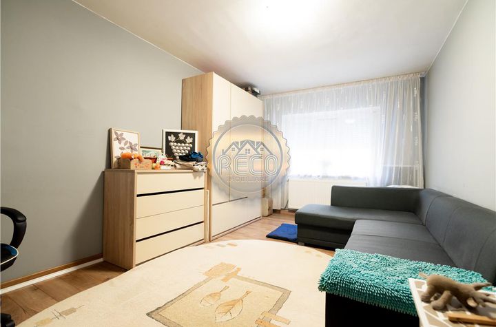 Apartament 2 camere de vanzare DECEBAL - Bihor anunturi imobiliare Bihor