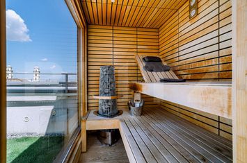 Apartament 4 camere de vanzare ORADEA - Bihor anunturi imobiliare Bihor