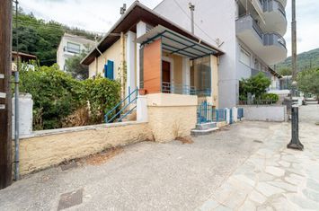 Casă individuală 131,79 mp, teren 186,40 mp — Vyronas anunturi imobiliare Grecia