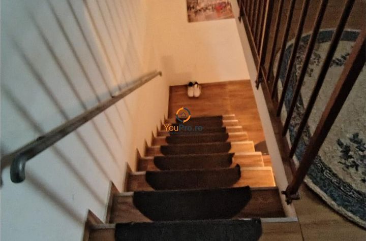 Casă - 6 camere de vanzare SAGULUI - Timis anunturi imobiliare Timis