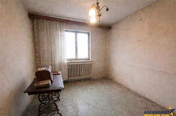 Apartament 2 camere de vanzare FLORILOR - Brasov anunturi imobiliare Brasov