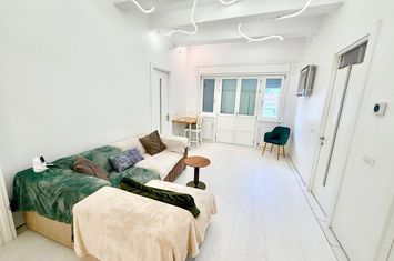 Apartament 4 camere | zona Calea Victoriei | acces metrou anunturi imobiliare Bucuresti