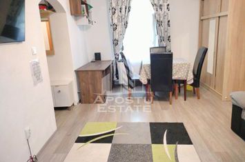 Apartament cu 3 camere, curte comuna, centrala proprie, zona Mehala anunturi imobiliare Timis