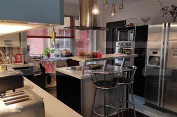 Apartament 3 camere de vanzare CLUJ-NAPOCA - Cluj anunturi imobiliare Cluj