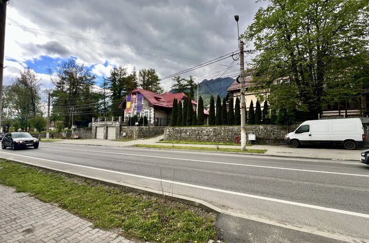 Spațiu comercial de vanzare BUSTENI - Prahova anunturi imobiliare Prahova