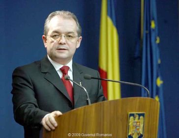 12 bănci au intrat în programul „Prima Casă“ pentru construcţii noi