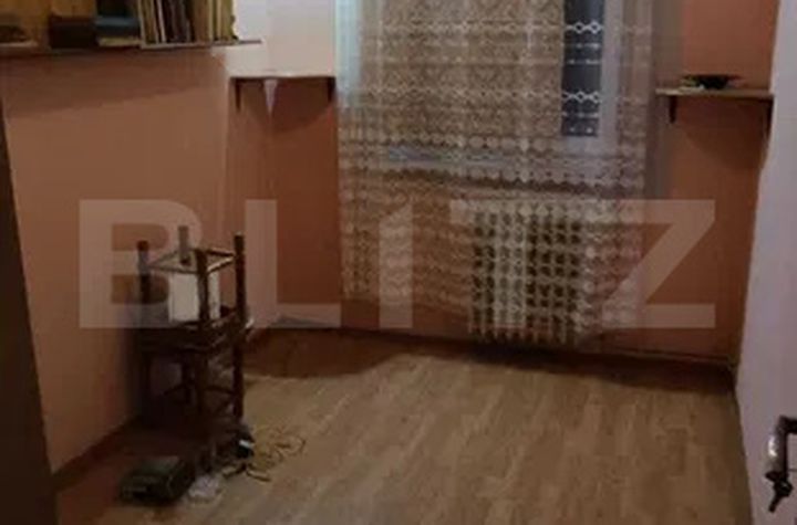 Apartament 3 camere de vanzare DAMBU  - Mures anunturi imobiliare Mures