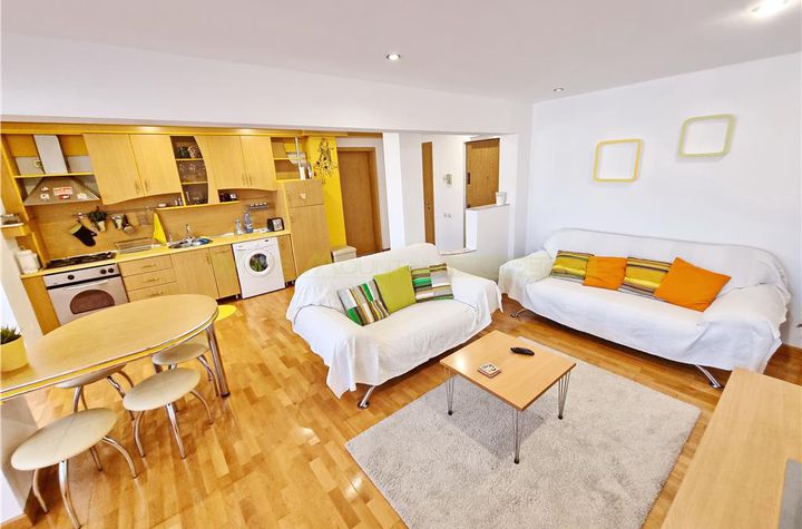 Apartament 2 camere de vanzare GRIVITEI - Brasov anunturi imobiliare Brasov