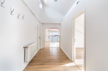 Apartament cu 4 camere Marin Preda anunturi imobiliare Cluj