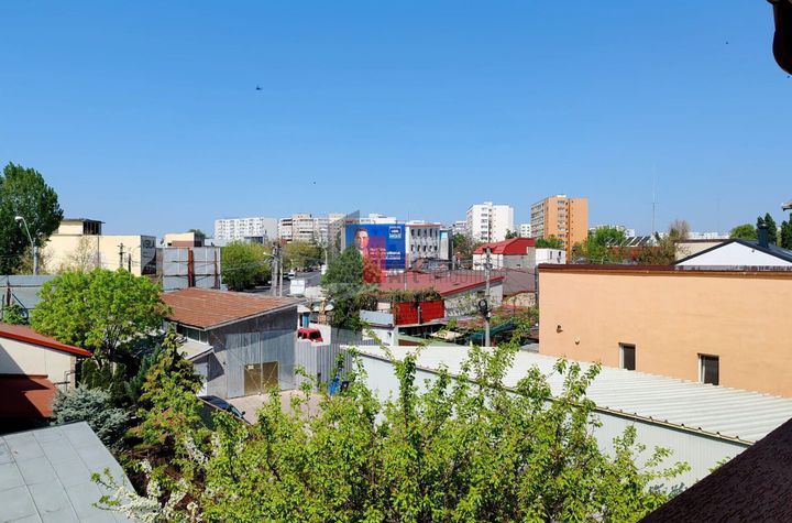 Vilă - 5 camere de inchiriat VITAN - Bucuresti anunturi imobiliare Bucuresti
