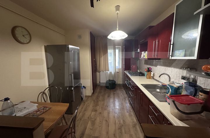 Apartament 4 camere de vanzare DEJ - Cluj anunturi imobiliare Cluj